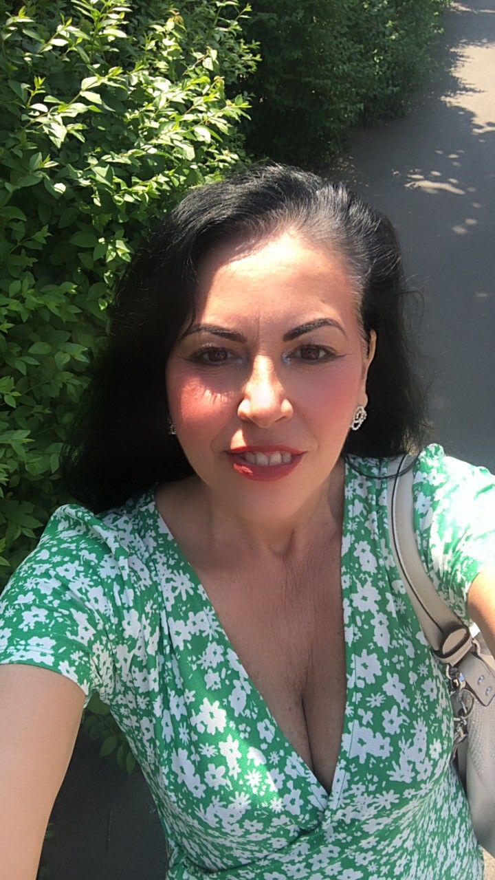 Elena M.